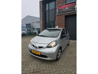 Toyota Aygo 1.0-12V