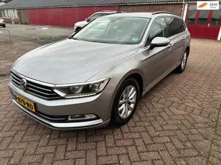 Volkswagen Passat Variant 1.4 TSI ACT Highline Business R Virtual cockpit