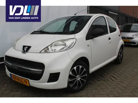 Peugeot 107 1.0-12V XR All weather banden l Airco