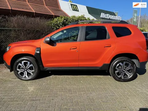 Dacia DUSTER 1.3 TCe 150 Journey Automaat Redelijke prijs krijg je een ruime auto die meer biedt wat