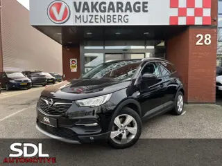 Opel Grandland X 1.6 Turbo Hybrid Elegance // FULL LED // KEYLESS // 360 CAMERA // NAVI+CARPLAY // S