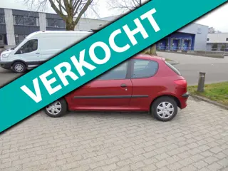 Peugeot 206 1.1 XN Lage KM