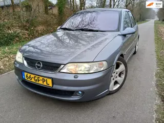 Opel Vectra 1.6-16V Business Edition Airco