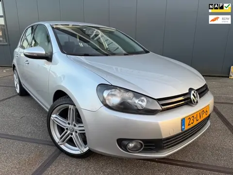 Volkswagen Golf 1.2 TSI Tour | NW KETTING | NAP | CARPLAY |