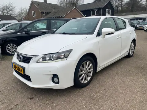 Lexus CT 200h Hybrid - Parkeersensoren - Climate Control - Stuurwielbediening