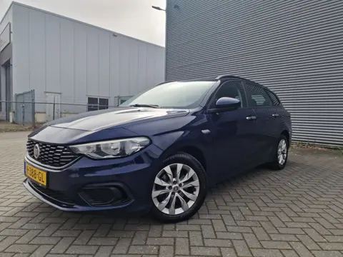 Fiat Tipo Stationwagon 1.4 16v Popstar PSENSOR CRUISE 2 X SLEUTELS