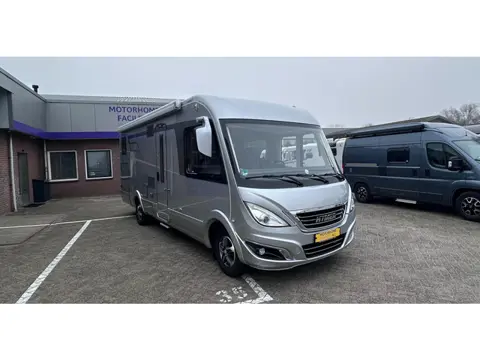 Hymer B 704 SL in nieuwstaat