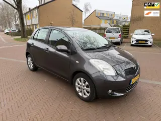 Toyota Yaris Tweede eigenaar / Navigatie / Airco / 83.000 NAP