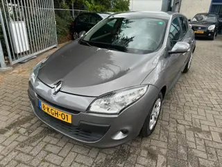 Renault Mégane 1.6 Expression, navi, trekhaak, APK 02/27