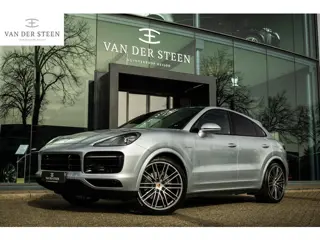 Porsche Cayenne Coupé 3.0 E-Hybrid Sportuitlaat | Elekt. Trekhaak | NL Auto