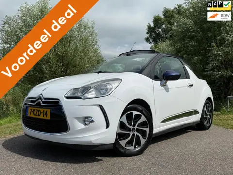Citroen DS3 Cabrio 1.2 VTi Chic / slechts 110.807 km / Airco / 15" Velgen / Dealer onderhouden!