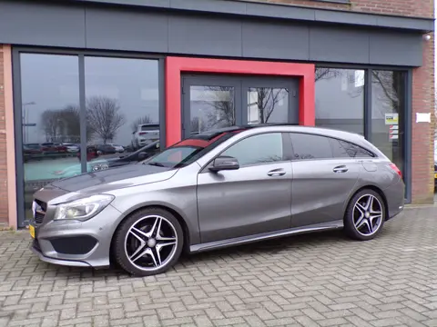 Mercedes-Benz CLA-Klasse Shooting Brake 200 AMG Pano Bomvol!!!