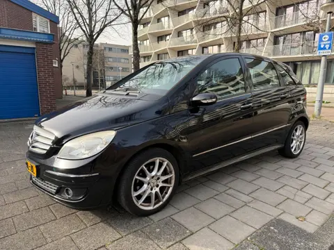 Mercedes-Benz B-klasse 200 AUTOMAAT Airco Cruise Trekhaak