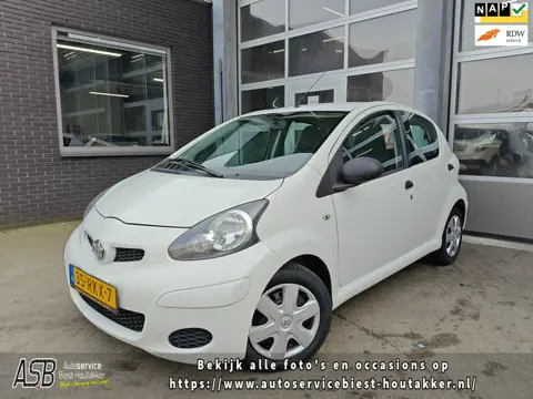 Toyota Aygo 1.0-12V Now | 5-deurs | Airco | Reeds Grote beurt uitgevoerd