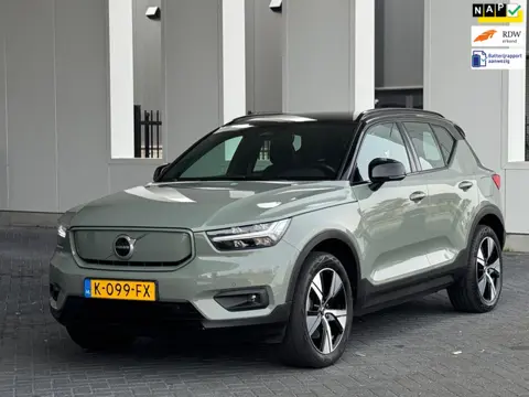 Volvo XC40 Recharge P8 AWD 408 pk R-Design, afneembare trekhaak, stoelverwarming, 1 e eigenaar, NL a