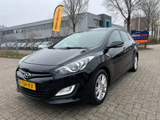 Hyundai I30 Wagon 1.4 - AIRCO - LEDER - PARKEERSENSOR !