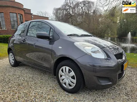 Toyota Yaris 1.0 VVTi Acces AIRCO *apk:02-2027*