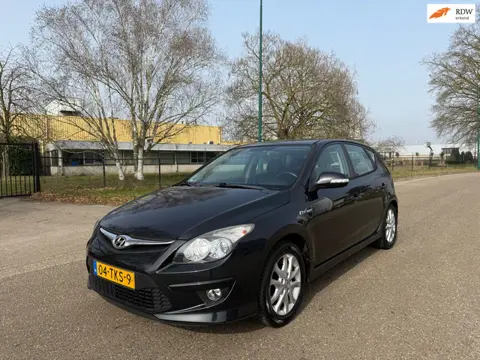 Hyundai I30 1.4i i-Motion MOTOR TIKT/CLIMA/CRUISE/PDC