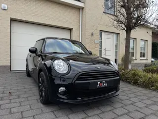MINI Mini 1.2 One Black Edition Airco Stoelverwarming 17" Pdc