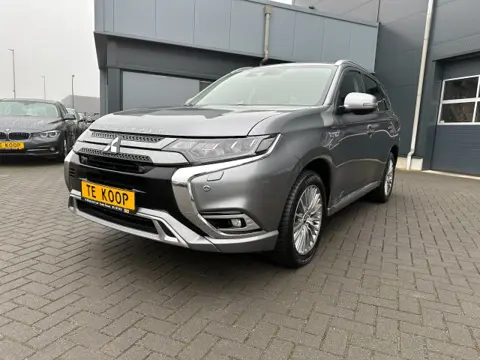 MITSUBISHI OUTLANDER 2.4 PHEV Business Camera Apple-CarPlay Trekhaak 