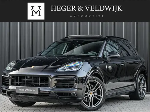Porsche Cayenne 3.0 E-Hybrid 463PK Sport Design | Panoramadak | Sport-Chrono | Bose Surround System 