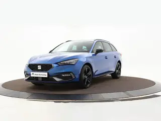 SEAT Leon Sportstourer 1.5 TSI e-Hybrid 204pk DSG FR Business · Camera · Apple/Android Car Play · Si