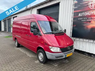 Mercedes-Benz Sprinter 313 CDI 2.2 355 euro3 L2H2 AUTOMAAT NAP 2800kg trekgewicht Rustig kiezen voor
