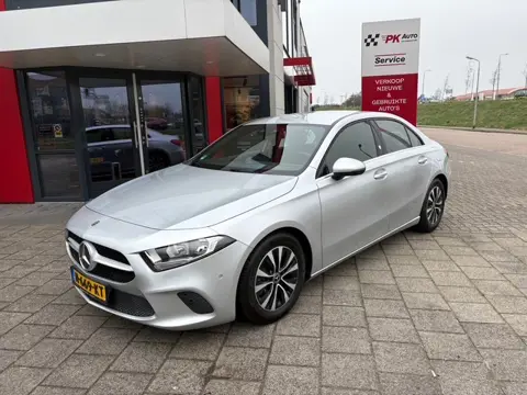 Mercedes-Benz A-Klasse 200 Business Solution | Navi | Camera | Cruise | 61.384 km Dealeronderhouden
