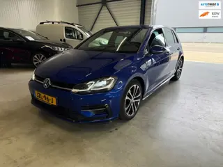 Volkswagen GOLF 1.0 TSI Highline Business 3x R line