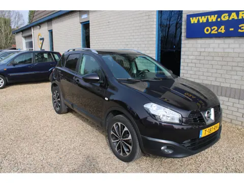 Nissan QASHQAI 2.0 Connect Edition Navi Camera Trekh. Panoramadak