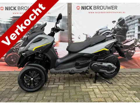 Gilera Fuoco 500 | Custom Nardo Grey | 1e eigenaar | 11.500 km | BTW | 12 mnd garantie