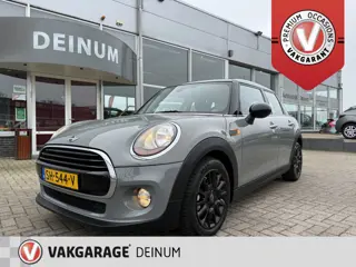 MINI Mini 1.5 Cooper Pepper Serious Business Automaat..!! Navigatie, Parkeersens, Climate contr, Cru