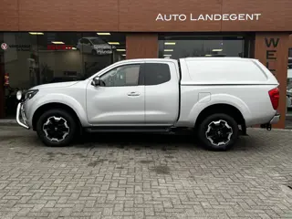 Nissan Navara 2.3 dCi N-Connecta King Cab 3500 kg trekgewicht | Bullbar | Hard top | Lederen bekledi