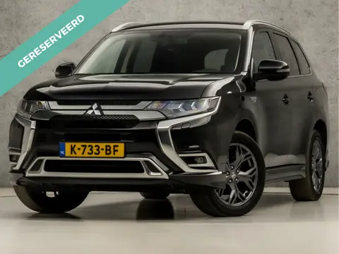 Mitsubishi Outlander 2.4 PHEV Deluxe 225Pk Automaat (APPLE CARPLAY, CLIMATE, CAMERA, TREKHAAK, STOEL