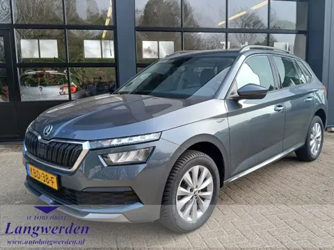 Škoda Kamiq 1.0 TSI Apple carplay / android auto / trekhaak / camera / 4 seizoenbanden