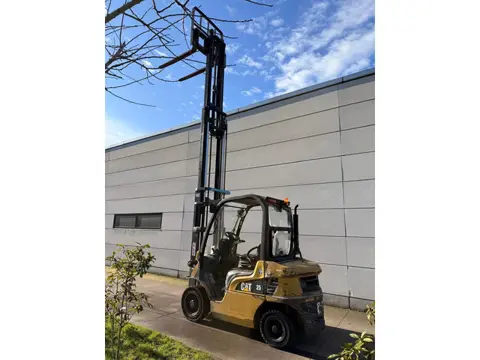 Caterpillar DP25N (bj 2009)