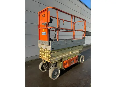 JLG 2030ES (bj 2014)