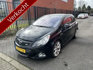 Opel Corsa 1.6-16V Turbo OPC 192PK | Nieuwe APK | Meeneemprijs | Kuipstoelen | Multimediascherm