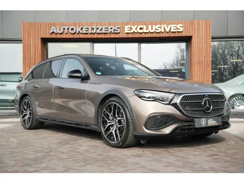 Mercedes-Benz E-klasse All-Terrain 300 de 4MATIC All-Terrain Panoramadak Hyperscreen Adapt. Cruise B