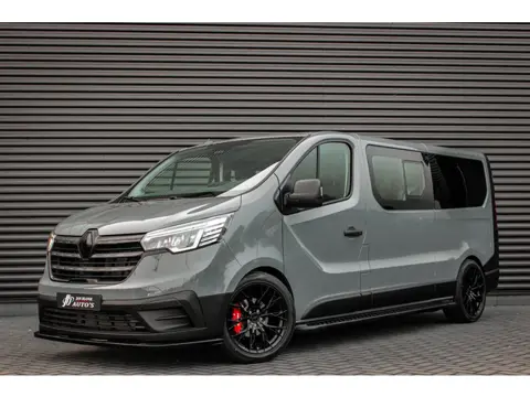 Renault TRAFIC L2H1 150PK DUBBEL CABINE LUXE / NAVIGATIE / AIRCO / VERLAAGD / START-STOP / PDC/ JB- 