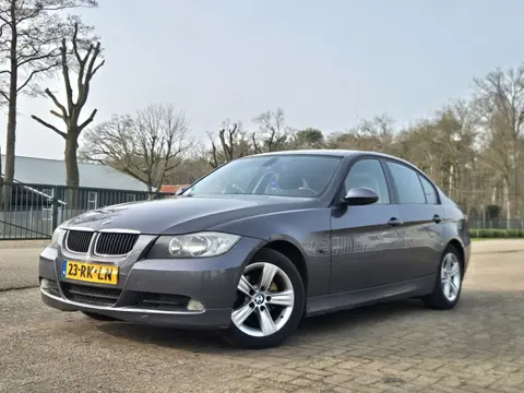 BMW 3-serie 320i Dynamic Exec. (bj 2005)