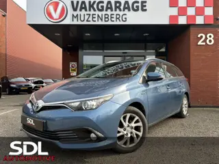 Toyota Auris Touring Sports 1.8 Hybrid Dynamic // LED // NAVI // CAMERA // CLIMA // DAB // KEYLESS /