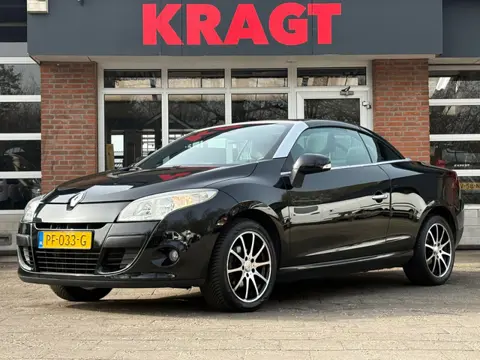 Renault Mégane Coupé-Cabriolet Expression 1.6 110 pk - Navigatie - Panoramadak - half leder!