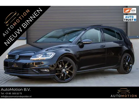 Volkswagen Golf 1.4 TSI Highline Business Panoramadak Camera Virtuele cockpit Stoelverwarming
