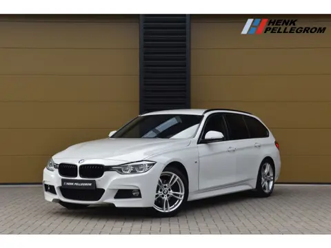 BMW 3 Serie Touring 320i High Executive * M-Sport * Leder * LED * M-onderstel * Trekhaak *