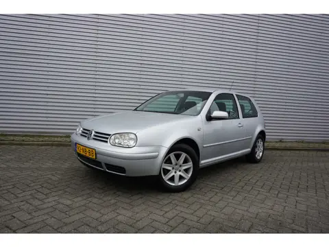 Volkswagen Golf 1.6-16V Ocean Airco / Elektr. ramen / Trekhaak / NAP / Apk t/m 11-2026