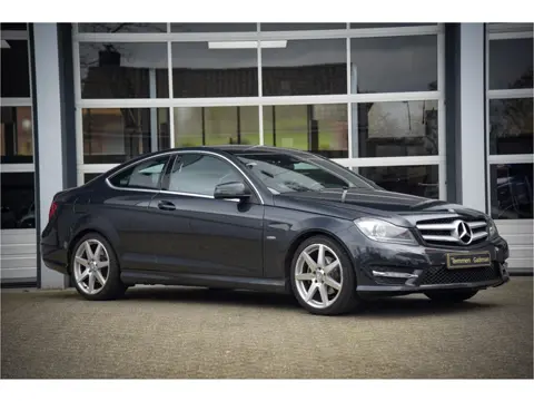 Mercedes-Benz C-Klasse Coupé 180 AMG Line (bj 2011)