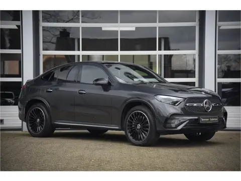 Mercedes-Benz GLC Coupé 300e 4MATIC AMG Line (bj 2024)