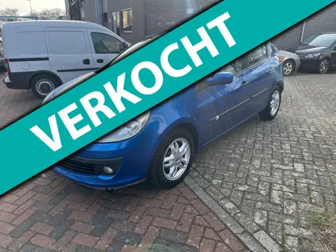 Renault Clio 1.6-16V Dynamique Luxe! AUTOMAAT! 188 DKM NAP!