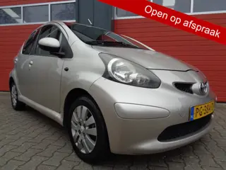 Toyota Aygo 1.0-12V + Airco LMV 5DRS Zeer Luxe Auto